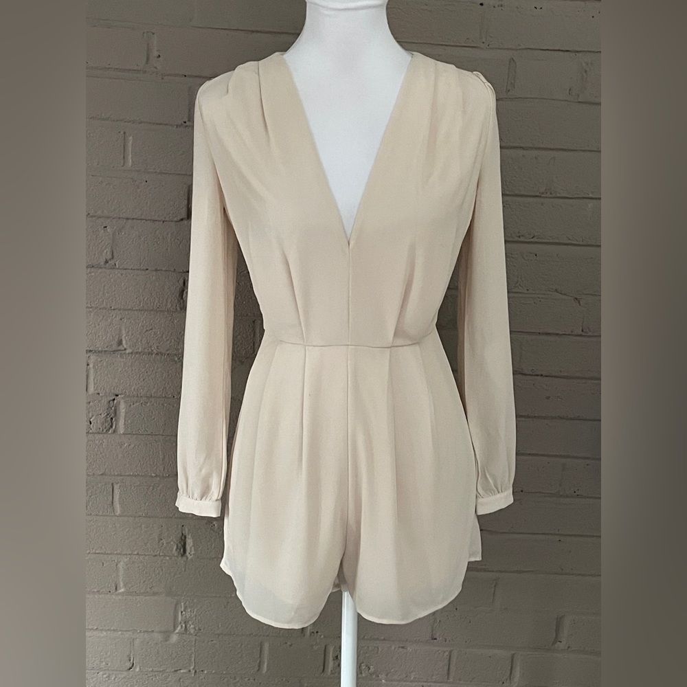 Tobi beige dressy romper S
